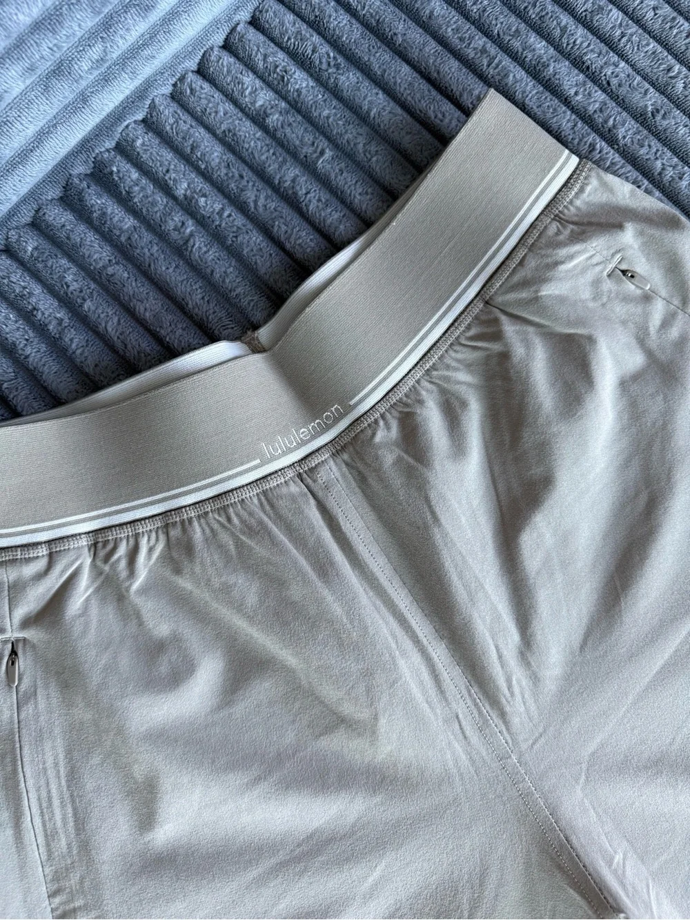 Women Lululemon Shorts Size S